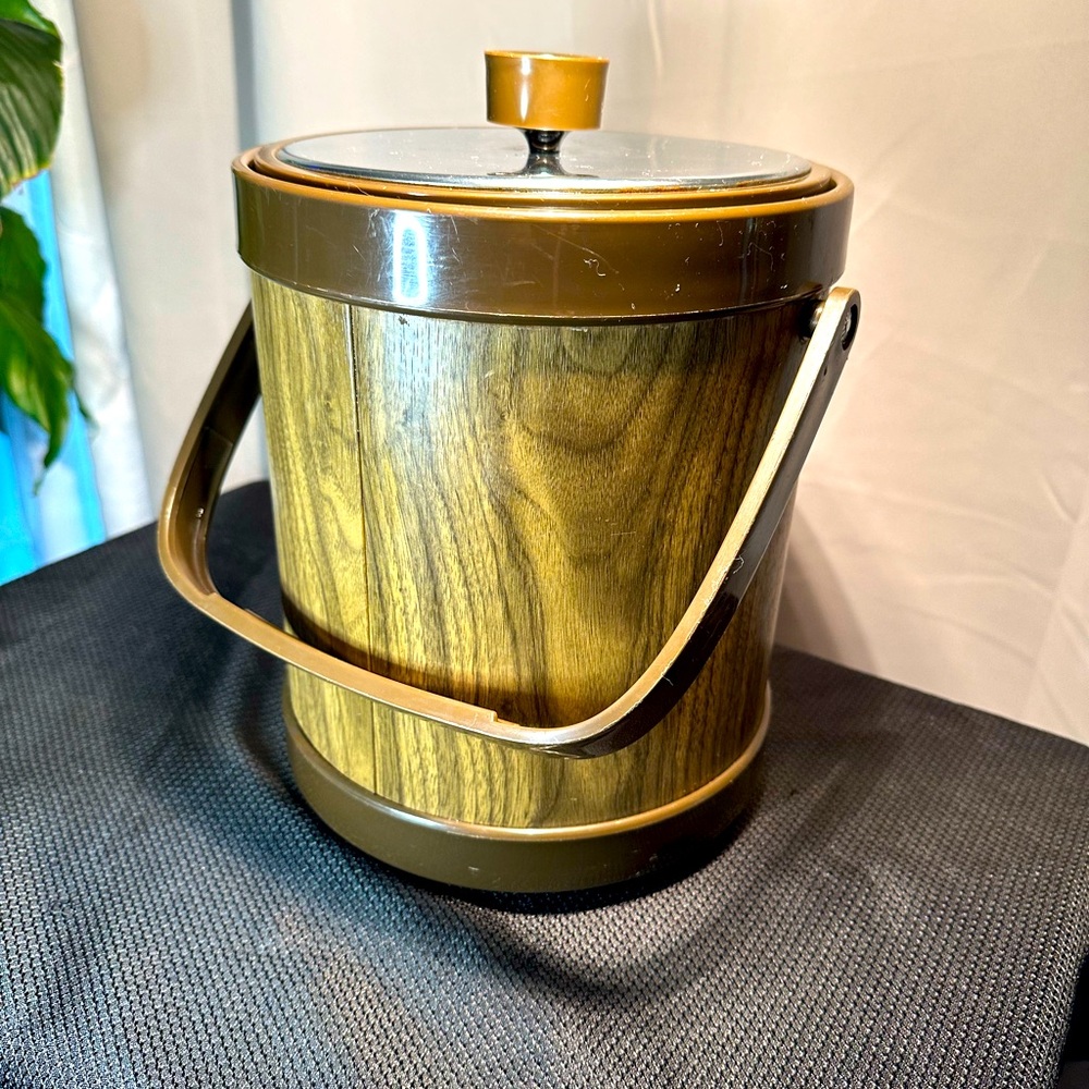 Ice Bucket, Wood Grain Pattern - Chrome Cover - ATAPCO - Made In USA - Vintage